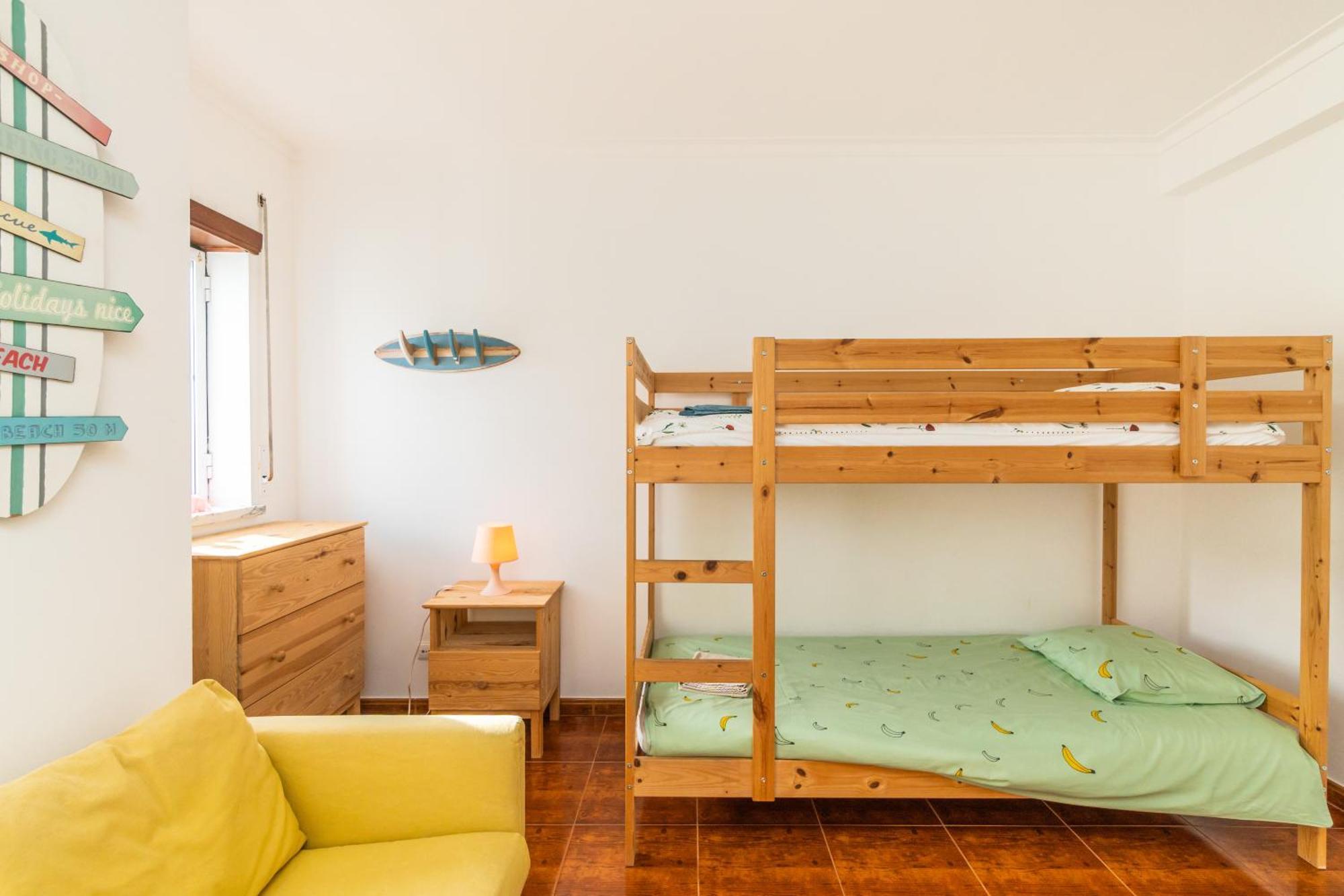 Baleal Happiness Surf House Villa Ferrel  Buitenkant foto