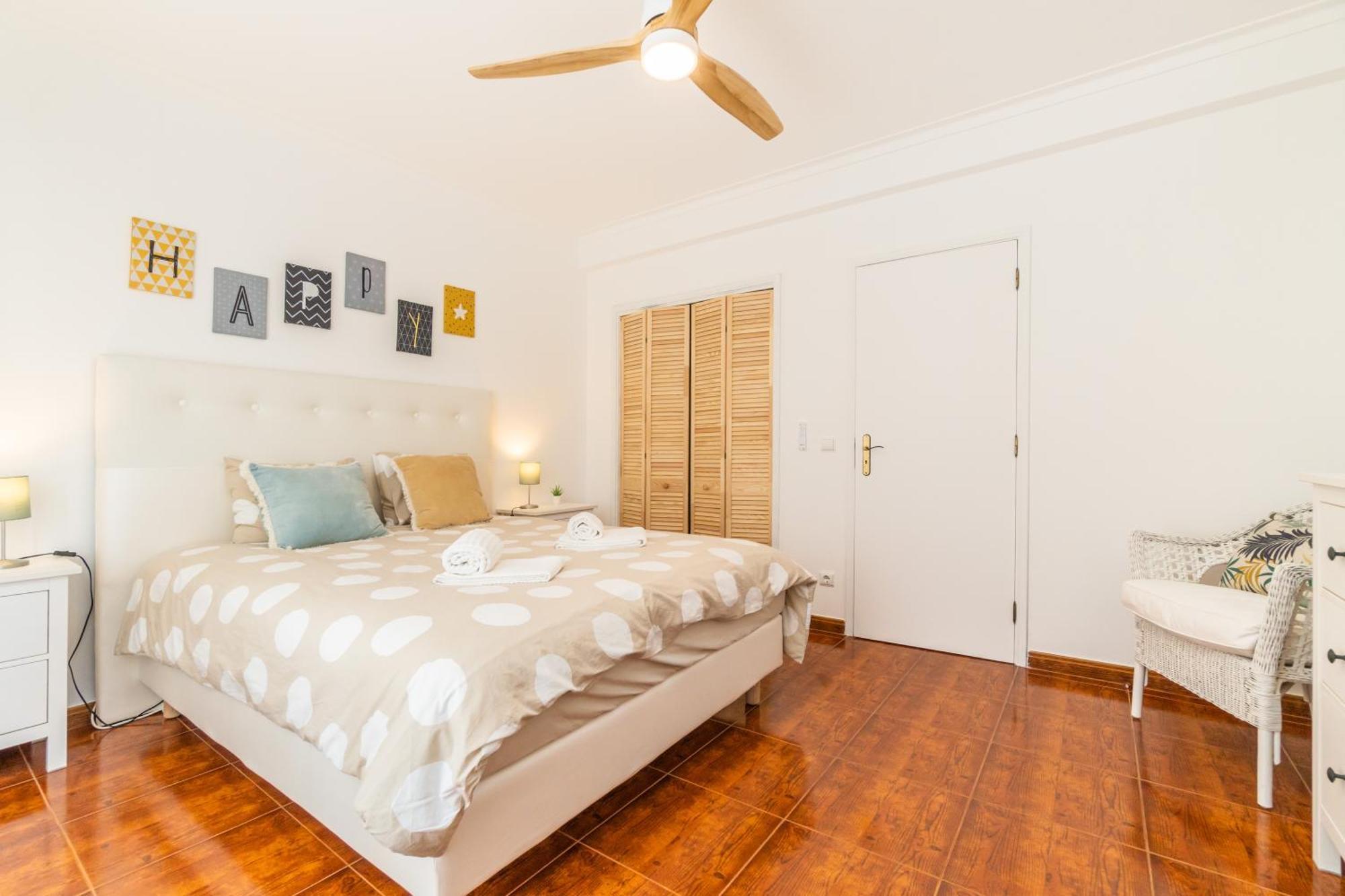 Baleal Happiness Surf House Villa Ferrel  Buitenkant foto
